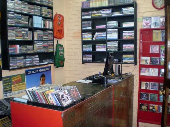A - Fondo Comercio Play Music #1