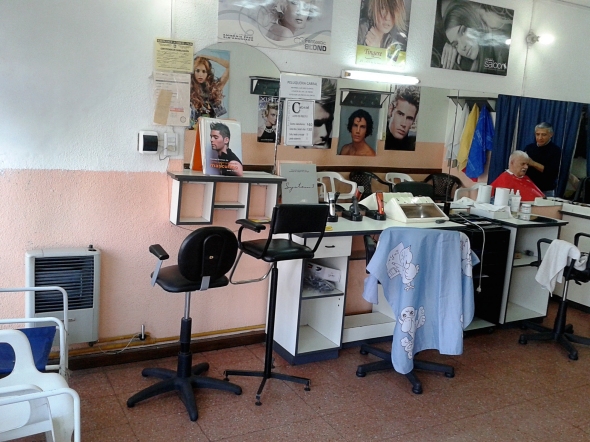 A - Peluqueria Fondo de Comercio #2